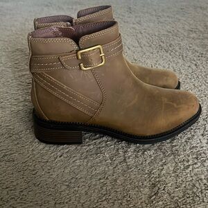 New! CLARKS
Women's Maye Strap Booties